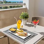 The Navigator - Solaqua Apartahotel