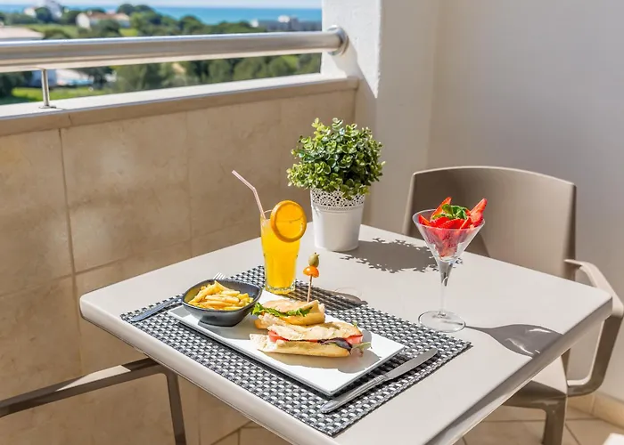 The Navigator - Solaqua アパートホテル