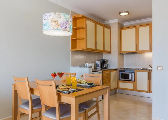 The Navigator - Solaqua 4* アルブフェイラ