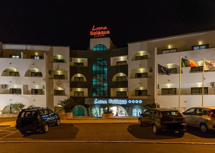 The Navigator - Solaqua 4*