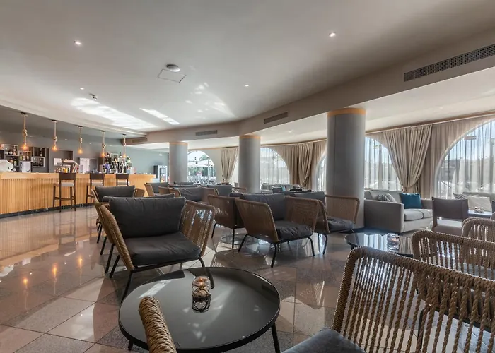 Апарт-готель The Navigator - Solaqua Албуфейра