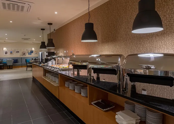 The Navigator - Solaqua 4*